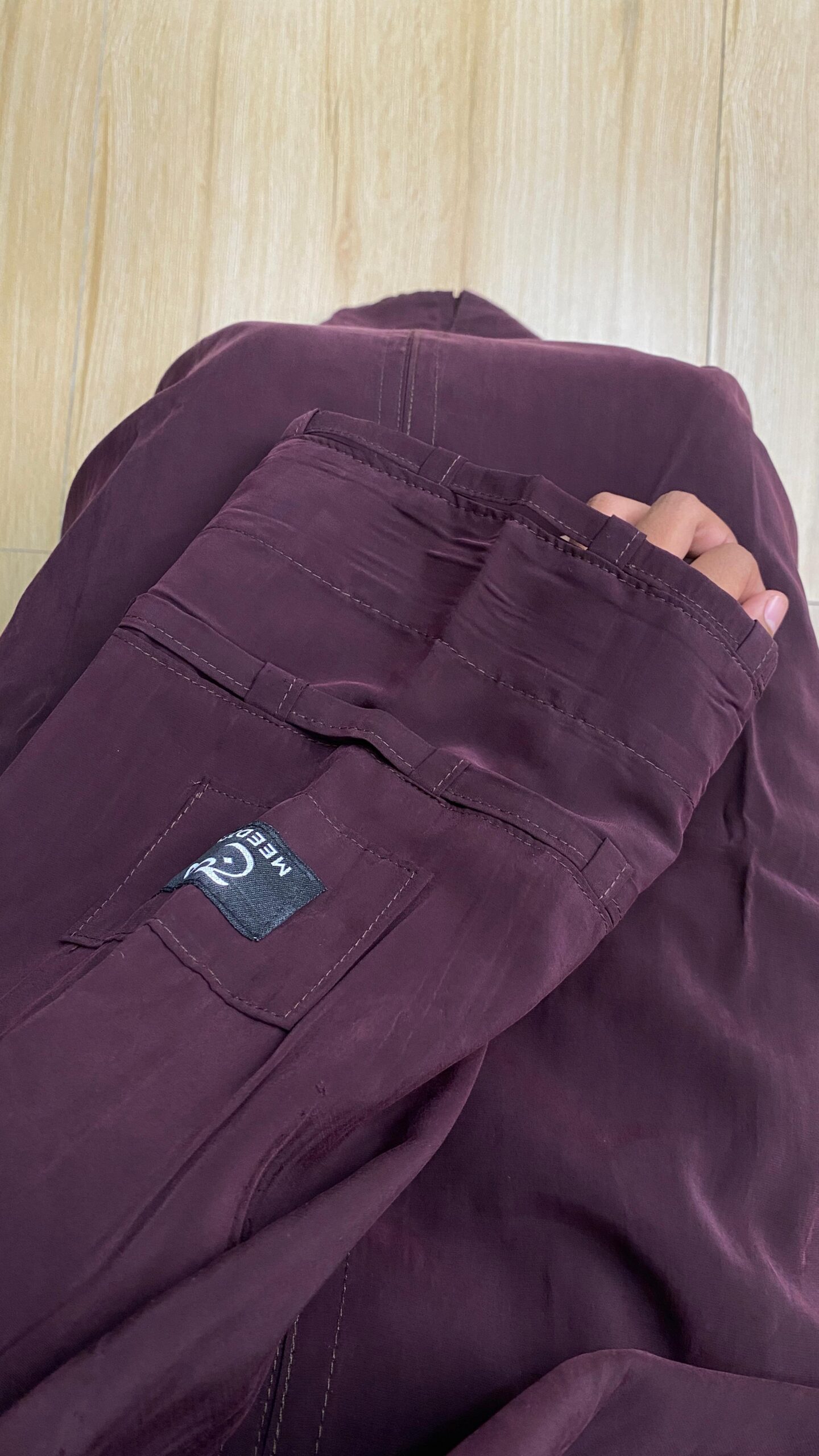 HANIA ABAYA